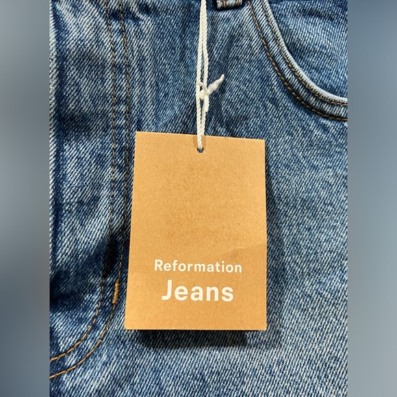 Reformation Charlie High Rise Jean Short Fauna Embroidery Women’s  Size 30 NWT - Picture 5 of 12
